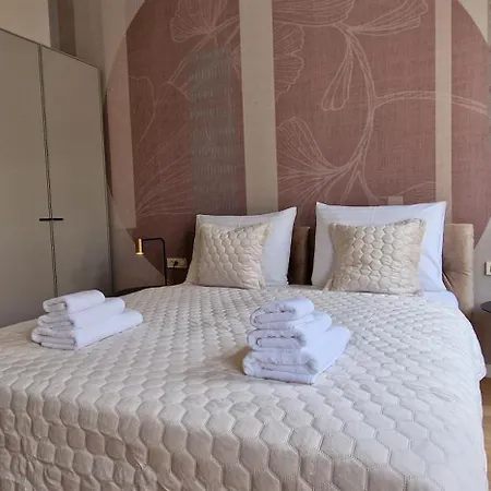 Nobile With Private Parking 아파트 오파티아