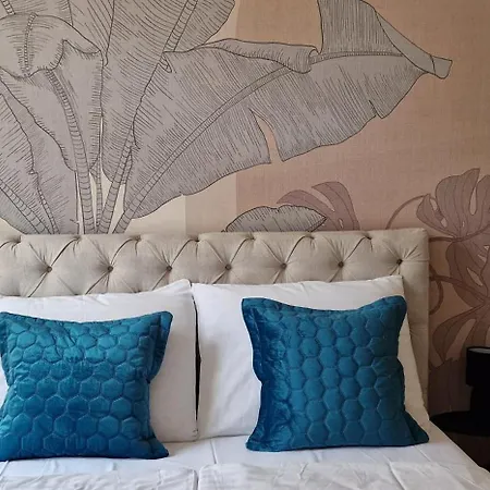 아파트 Nobile With Private Parking *