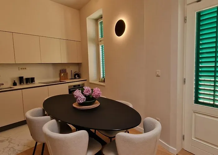 Nobile With Private Parking * Опатия