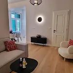 Апартаменты Luxury Nobile With Private Parking