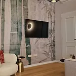 Апартаменты Luxury Nobile With Private Parking