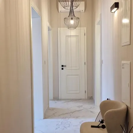 Nobile With Private Parking Abbazia