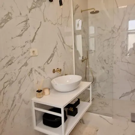 Nobile With Private Parking Abbazia