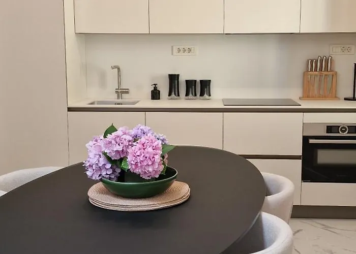 Apartment Nobile With Private Parking